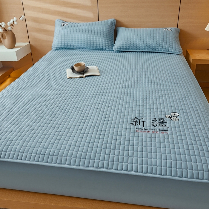 91家纺网 家纺一手货源 找家纺 锦眠床笠2025新款刺绣床笠新疆棉花填充-夹棉床笠 海洋蓝