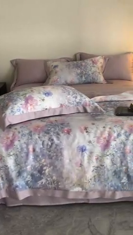 91家纺网 家纺一手货源 找家纺 立奥被业 2025年新款100%莱赛尔夏被莱赛尔夏被四件套天丝夏凉被 虞美人-紫