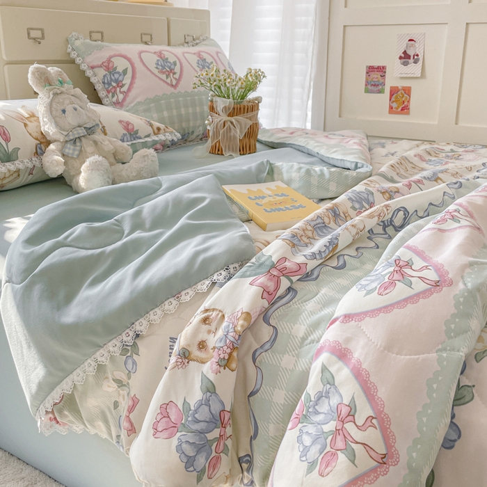 91家纺网 家纺一手货源 找家纺 老帅的工厂店 2025新款A类印花洛丽塔夏被（提供买家秀） 甜心可可兔