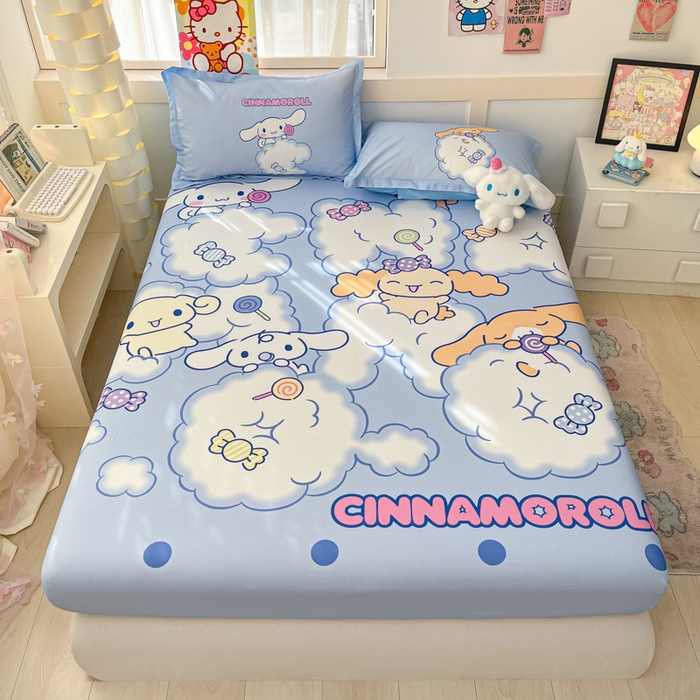 91家纺网 家纺一手货源 找家纺 博雅 2025新款三丽鸥全棉大版床笠-第二批 棉花糖玉桂狗