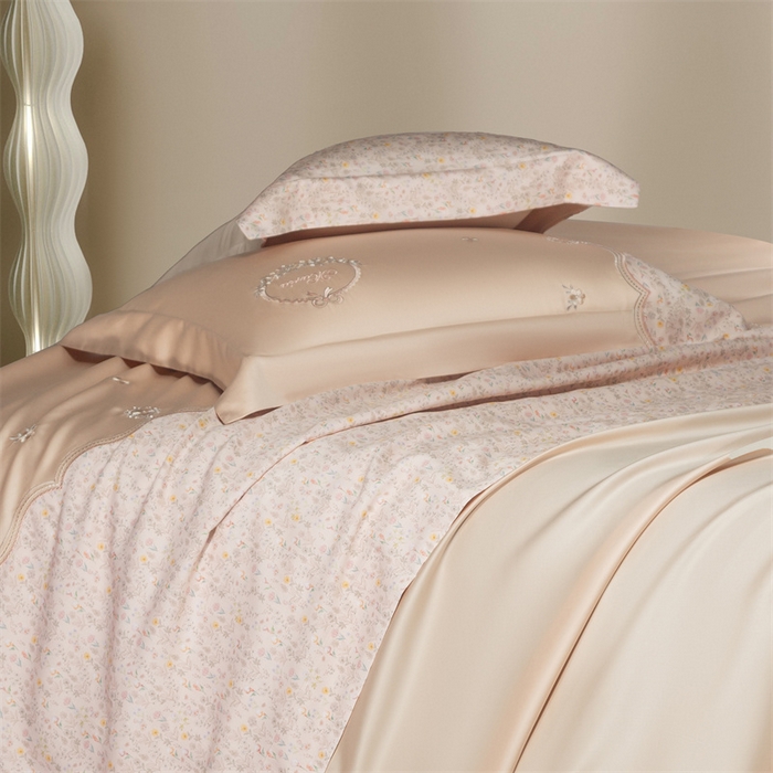 91家纺网 家纺一手货源 找家纺 高大尚婚庆馆 2025新款艾能棉高端绣花四件套-巴黎甜心 巴黎甜心-香妃玉