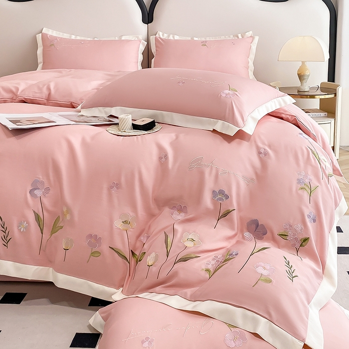 91家纺网 家纺一手货源 找家纺 狂想家 2025亲肤棉重工刺绣系列四件套-花海 花海欢乐粉