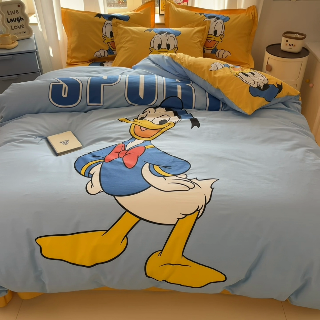 91家纺网 家纺一手货源 找家纺 典曼家纺 2025新款迪士尼大版印花卡通四件套 开心鸭