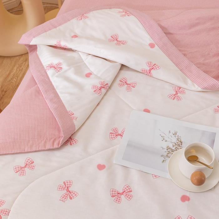 91家纺网 家纺一手货源 找家纺 鑫棉坊 2025新款A类全棉印花大豆纤维空调被大豆被 流光浅梦-米