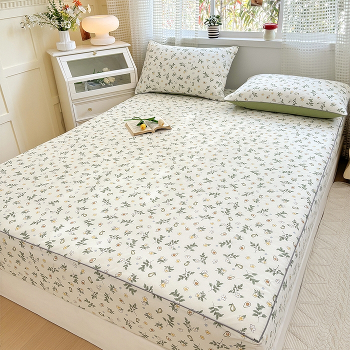 91家纺网 家纺一手货源 找家纺 元元被芯 2025新款40支13372全棉印花全棉隐藏式夹棉床笠 绿意