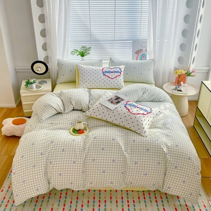 91家纺网 家纺一手货源 找家纺 大麦乐田2025新款四季亲肤可爱柔软毛巾绣四件套-彩格乐园系列 心心 绿