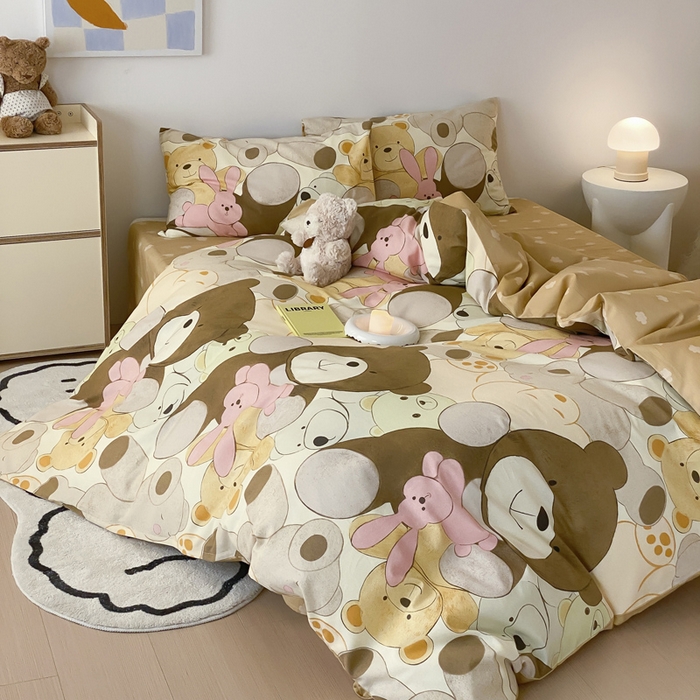 91家纺网 家纺一手货源 找家纺 慕希家纺 2025新款全棉13372印花四件套 熊熊总动员