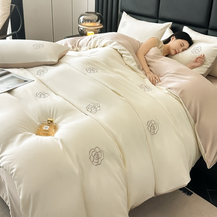 91家纺网 家纺一手货源 找家纺 （总）宇航家纺  2025新款绣花水洗真丝天丝四件套