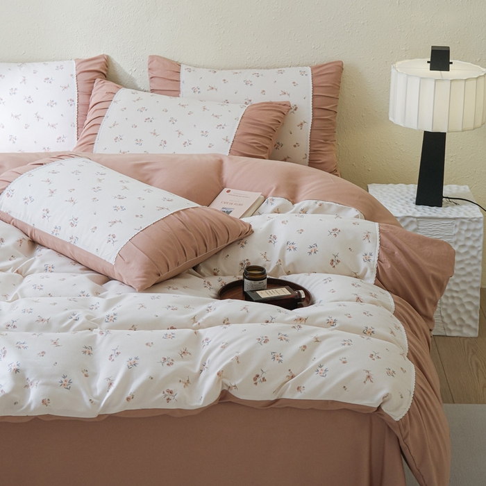 91家纺网 家纺一手货源 找家纺 布可家纺 2025新款A类法式清新褶皱印花四件套 醒春集