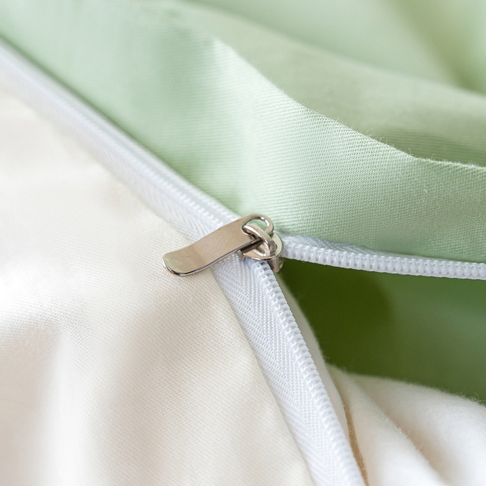 91家纺网 家纺一手货源 找家纺 澳梵家居2025新款A类裸睡级全棉刺绣四件套-英伦小熊 英伦熊-薄荷绿