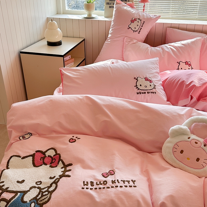 91家纺网 家纺一手货源 找家纺 金爱家 2025新款全棉毛巾绣四件套 毛巾绣-甜粉kt