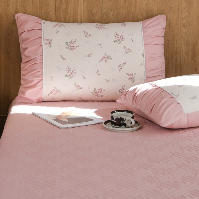 91家纺网 家纺一手货源 找家纺 布可家纺 2025新款A类法式清新褶皱印花四件套 丁香紫藤