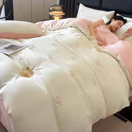 宇航家纺  2025新款绣花水洗真丝天丝四件套 蝴蝶结—白拼粉