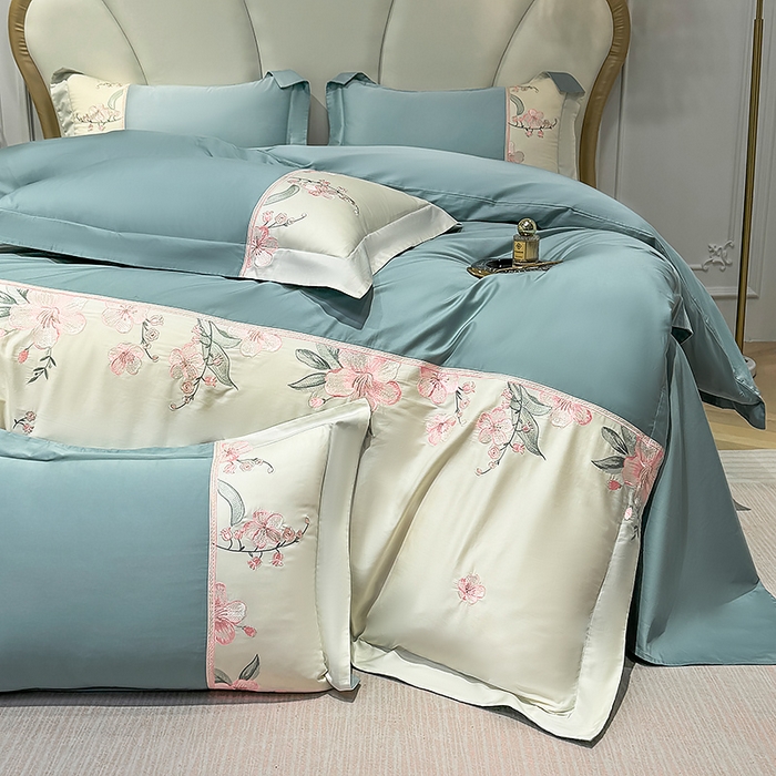 91家纺网 家纺一手货源 找家纺 宅家居 2025轻奢法式小香风双面纯棉刺绣拼接款长绒棉四件套-樱花恋 松石绿