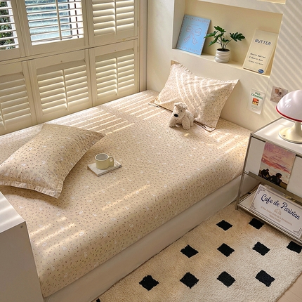 91家纺网 家纺一手货源 找家纺 百寐2025新款全棉13372床笠被套单品枕套三四件套学生组合加大单件-单床笠单床单 采薇兔