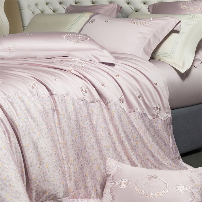 91家纺网 家纺一手货源 找家纺 高大尚婚庆馆 2025新款艾能棉高端绣花四件套-巴黎甜心 巴黎甜心-薰衣草紫