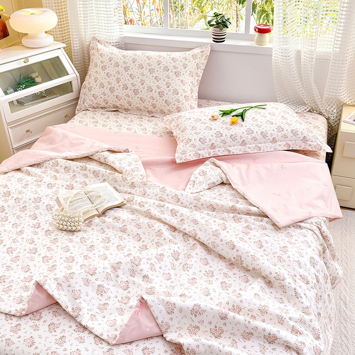 91家纺网 家纺一手货源 找家纺 元元被芯 2025新款40支13372全棉印花夏被四件套 缘月