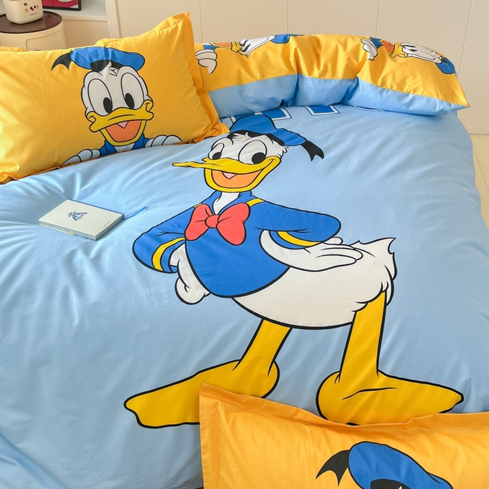 91家纺网 家纺一手货源 找家纺 典曼家纺 2025新款迪士尼大版印花卡通四件套 开心鸭