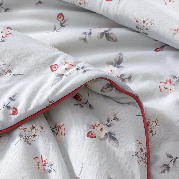 91家纺网 家纺一手货源 找家纺 优被业 2025新款A类牛奶丝针织棉夏被20%大豆(四周踩棉)软糯夏凉被空调被 初夏