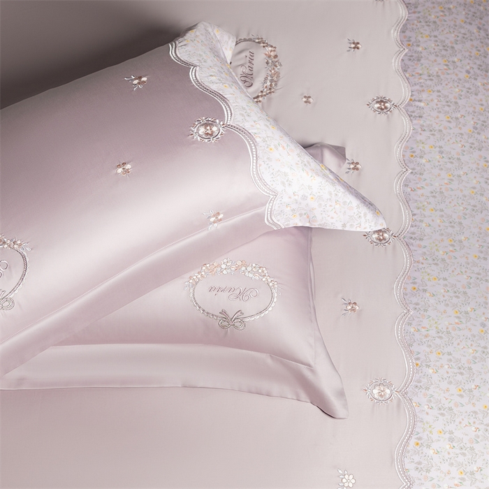 91家纺网 家纺一手货源 找家纺 高大尚婚庆馆 2025新款艾能棉高端绣花四件套-巴黎甜心 巴黎甜心-薰衣草紫