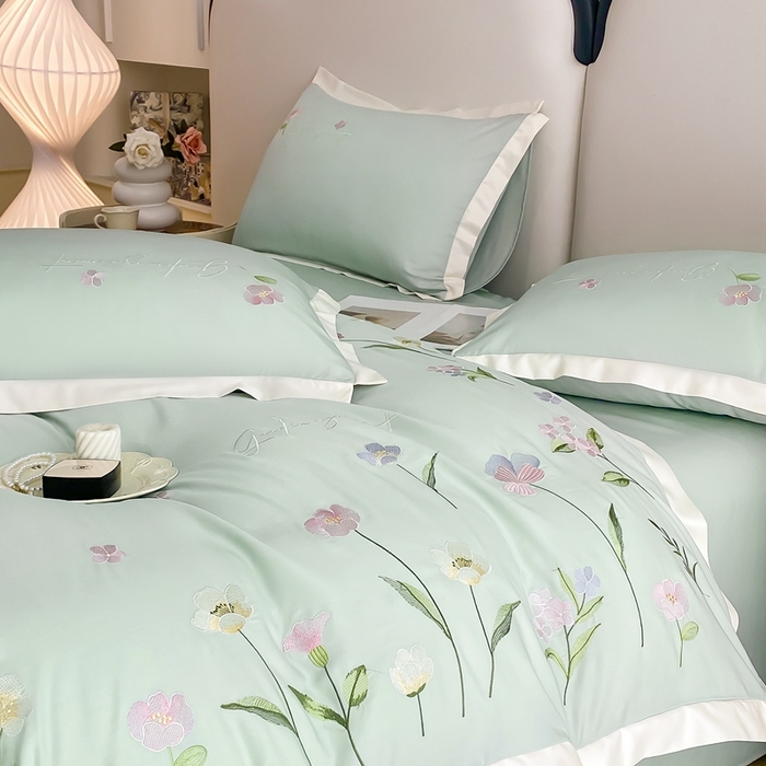 91家纺网 家纺一手货源 找家纺 狂想家 2025亲肤棉重工刺绣系列四件套-花海 花海苹果绿