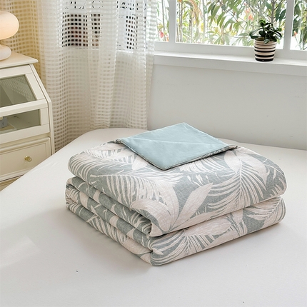 2025新款40支13372全棉印花夏被 蔓羽