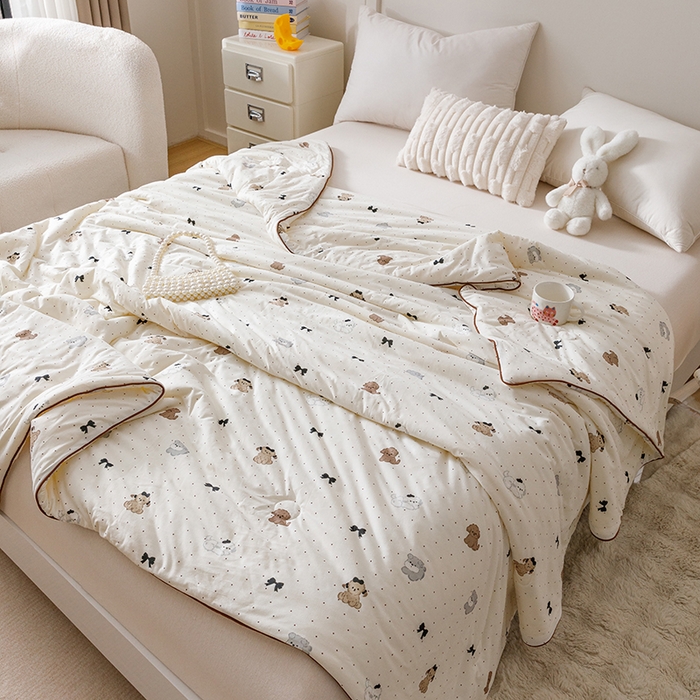 91家纺网 家纺一手货源 找家纺 优被业 2025新款A类牛奶丝针织棉夏被20%大豆(四周踩棉)软糯夏凉被空调被 波点狗