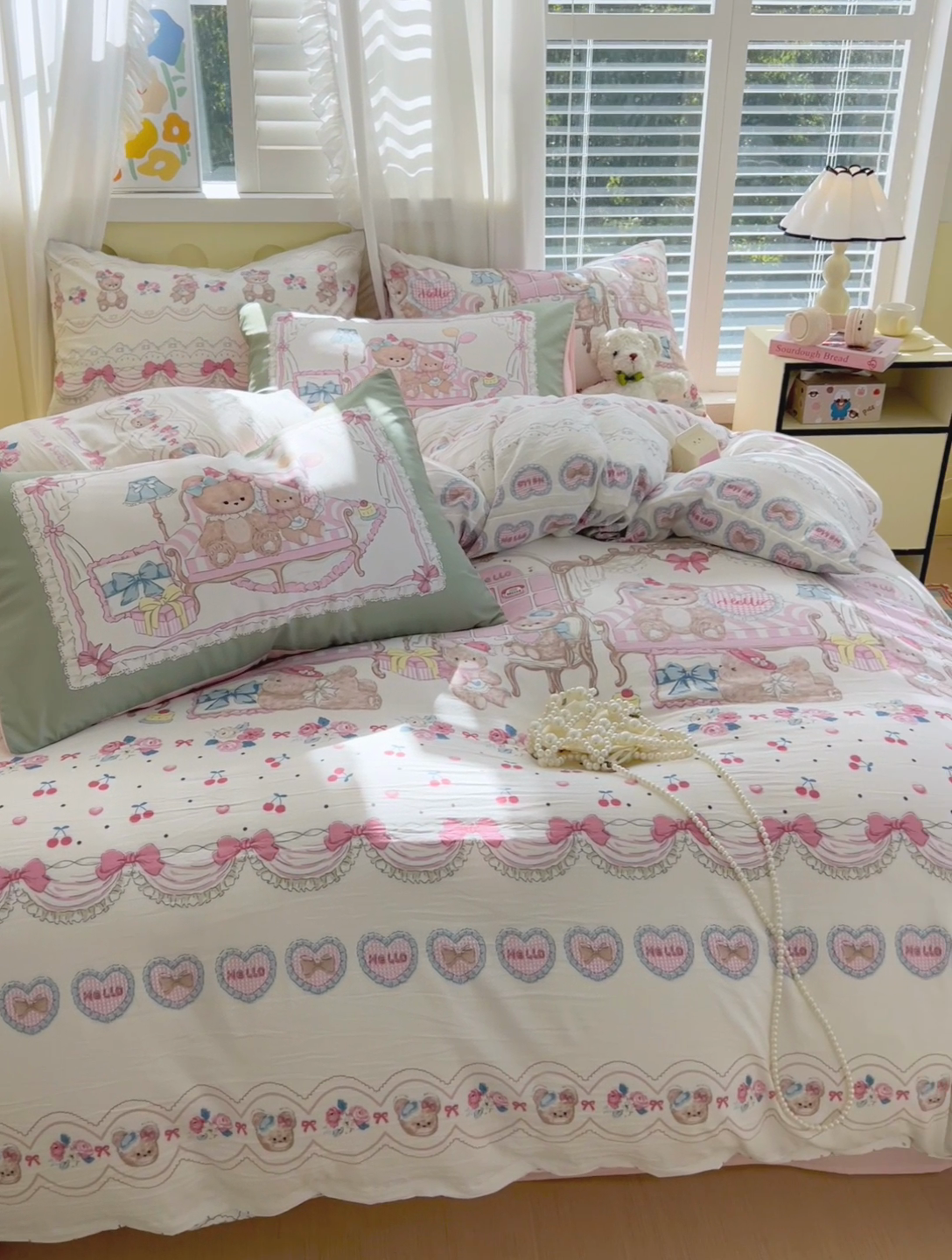 91家纺网 家纺一手货源 找家纺 大麦乐田2025新款超柔大版印花四件套 潘多拉小熊