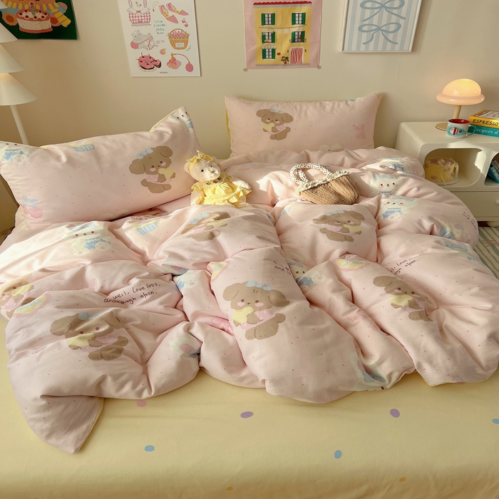 91家纺网 家纺一手货源 找家纺 六巷胡同 2025新款 INS减龄可爱风卡通全棉四件套第五系（森林音乐会系列） 点点面包犬