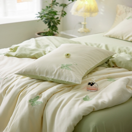 简纯主义 2025新款天丝四件套 散点系列 玉蝶-绿