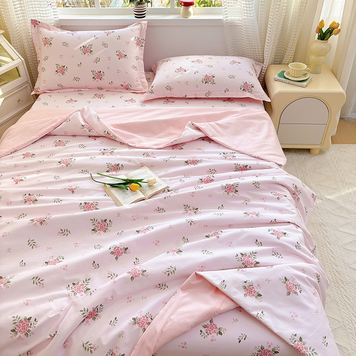 91家纺网 家纺一手货源 找家纺 元元被芯 2025新款40支13372全棉印花夏被四件套 诗雨