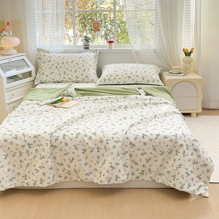 91家纺网 家纺一手货源 找家纺 元元被芯 2025新款40支13372全棉印花夏被四件套 绿意