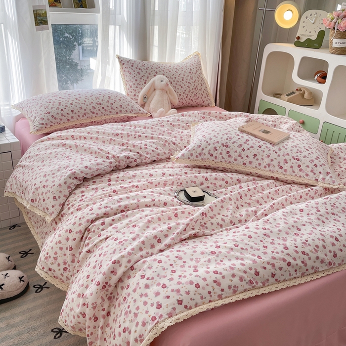 91家纺网 家纺一手货源 找家纺 仟网汇 2025新款韩版镂空花边针织双层纱四件套 半亩花田