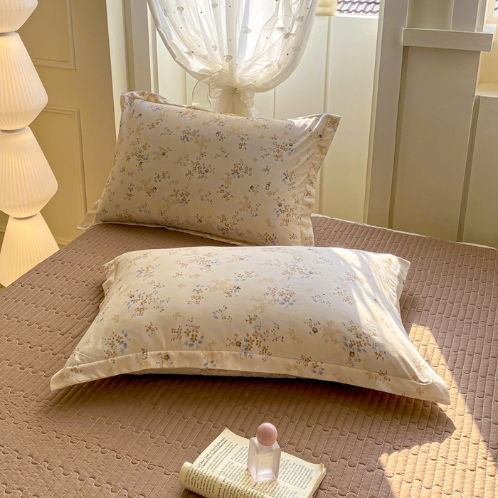 91家纺网 家纺一手货源 找家纺 梦莱斯 2025直播爆款公主风A类针织棉床盖四件套AA版被套 花边梦语