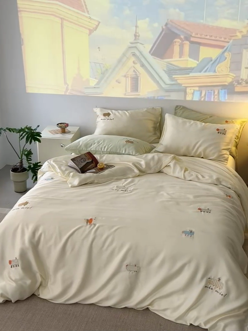 91家纺网 家纺一手货源 找家纺 简纯主义 2025新款天丝四件套 散点系列 萌宠-奶白