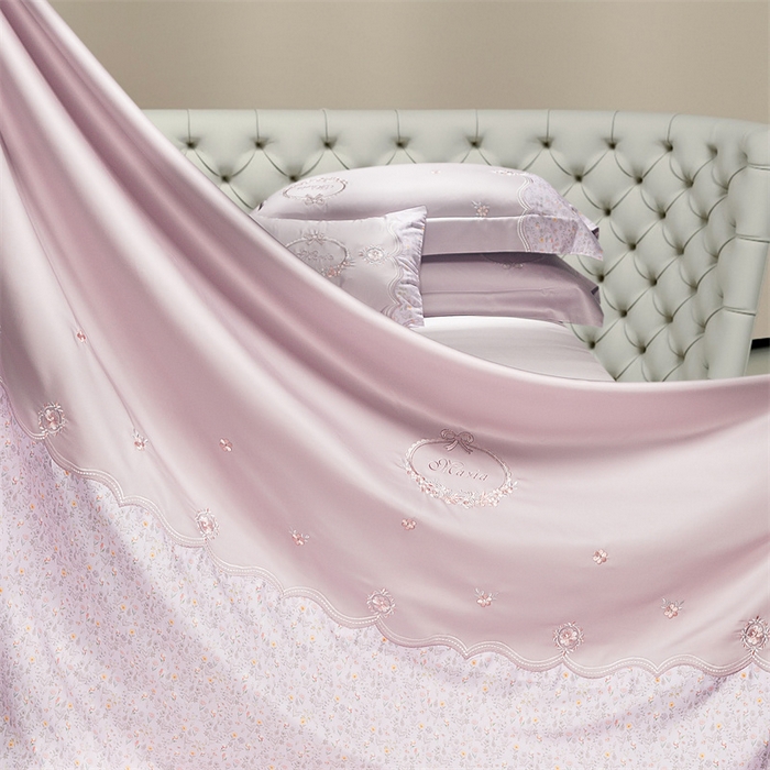 91家纺网 家纺一手货源 找家纺 高大尚婚庆馆 2025新款艾能棉高端绣花四件套-巴黎甜心 巴黎甜心-薰衣草紫