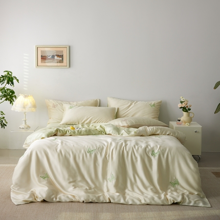 91家纺网 家纺一手货源 找家纺 简纯主义 2025新款天丝四件套 散点系列 玉蝶-绿