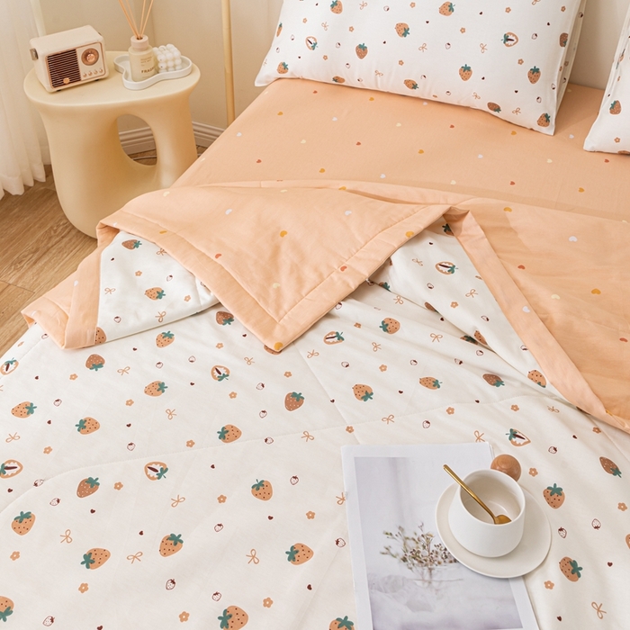 91家纺网 家纺一手货源 找家纺 鑫棉坊 2025新款A类全棉印花大豆纤维空调被大豆被 浪漫甜心