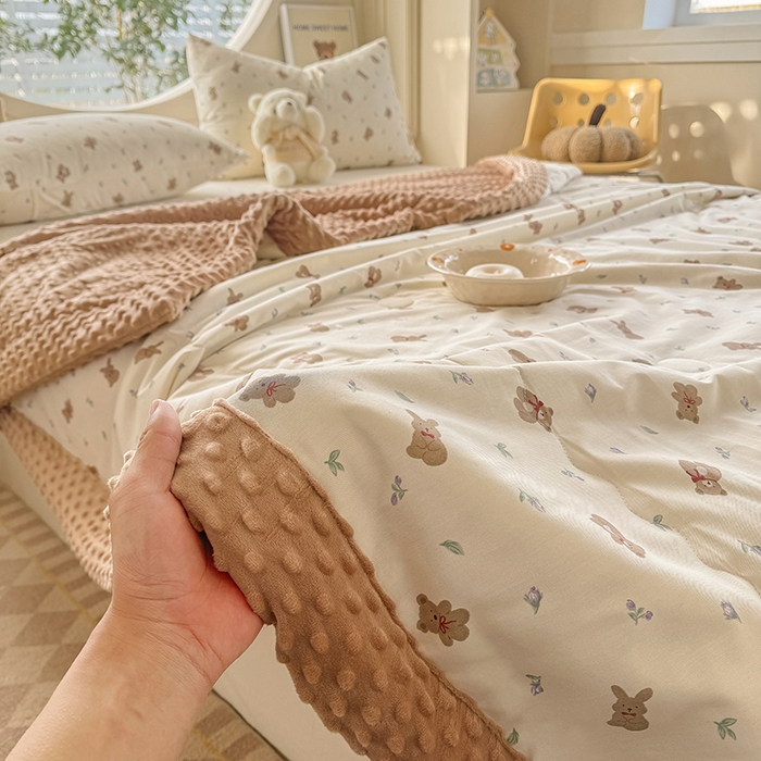 91家纺网 家纺一手货源 找家纺 梦依依 2025新款40支全棉豆豆被大豆被夏被春秋被子被芯 加微信送买家秀 小呆熊