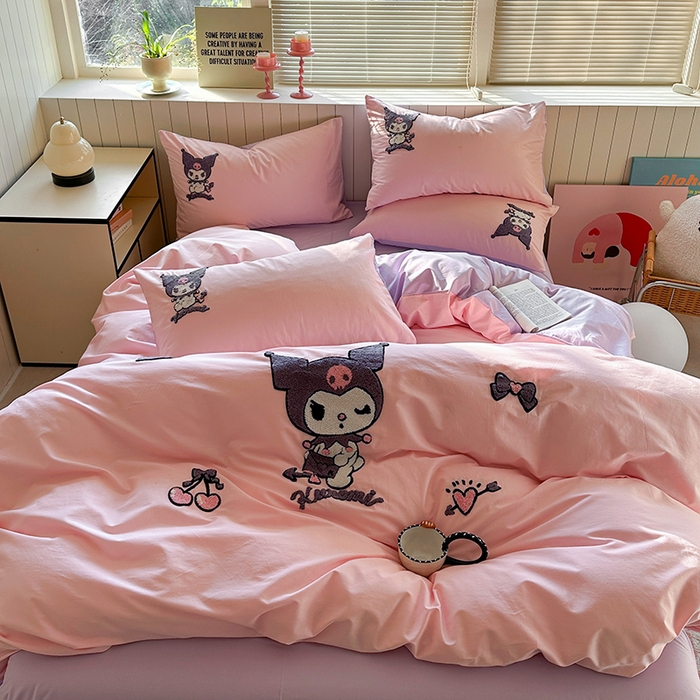 91家纺网 家纺一手货源 找家纺 金爱家 2025新款全棉毛巾绣四件套 毛巾绣-睡梦库洛米