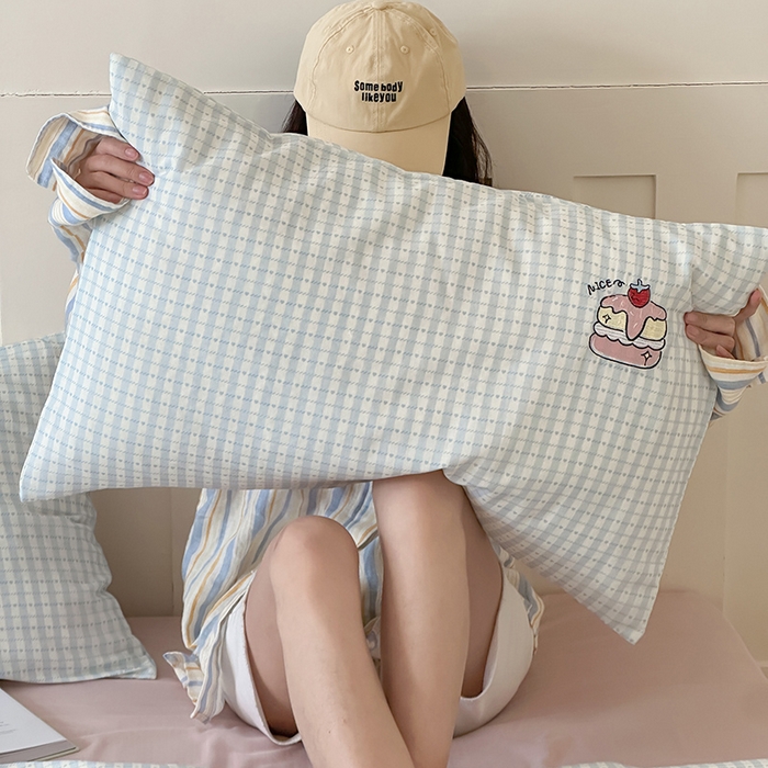 91家纺网 家纺一手货源 找家纺 圆岛家纺 2025新款全棉双层纱贴布绣四件套 Coco女孩