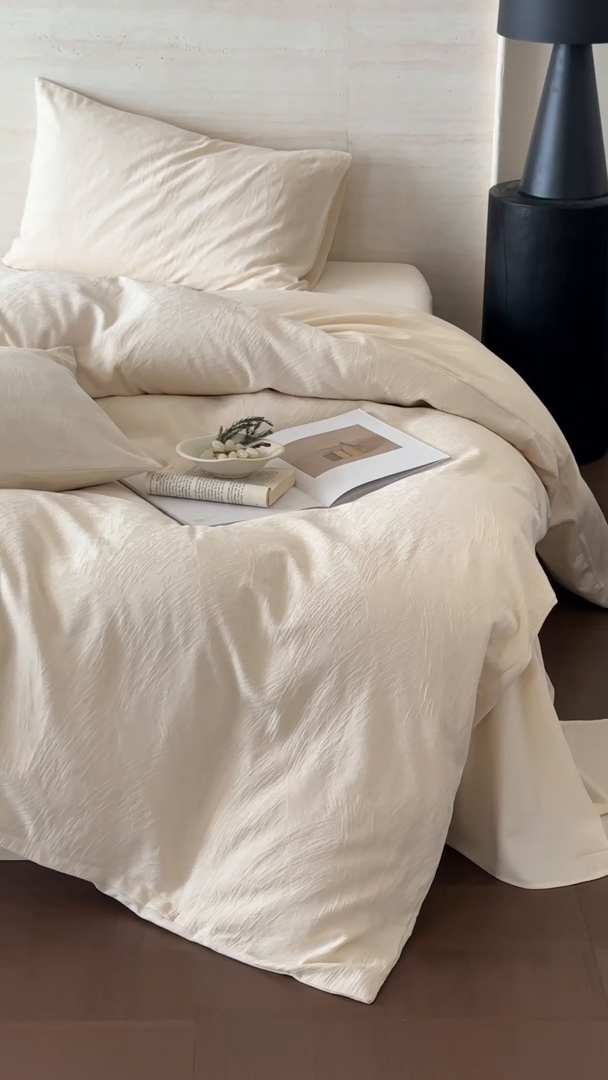 91家纺网 家纺一手货源 找家纺 梦享生活家居 2025新款全棉三层肌理提花四件套-素写系列 素写-奶油白