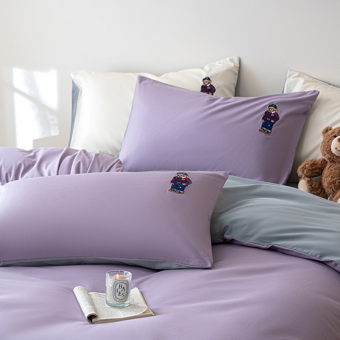 91家纺网 家纺一手货源 找家纺 澳梵家居2025新款A类裸睡级全棉刺绣四件套-英伦小熊 英伦熊-高级紫