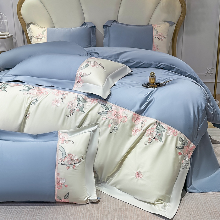 91家纺网 家纺一手货源 找家纺 宅家居 2025轻奢法式小香风双面纯棉刺绣拼接款长绒棉四件套-樱花恋 繁星蓝