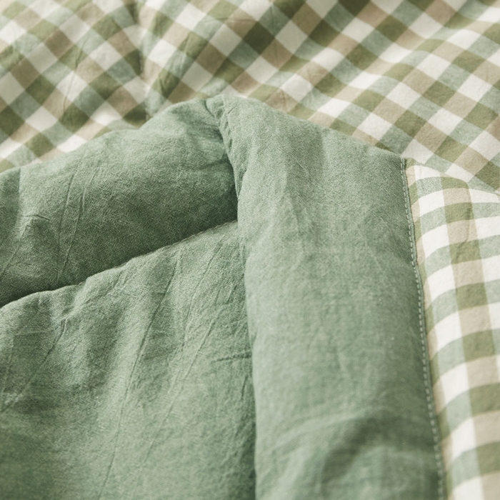 91家纺网 家纺一手货源 找家纺 熙宴 2025新款无印风新疆棉花夏被四件套 绿小格