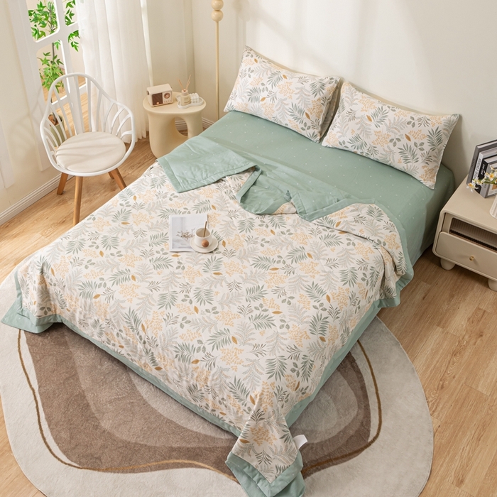 91家纺网 家纺一手货源 找家纺 鑫棉坊 2025新款A类全棉印花大豆纤维空调被大豆被 花影轻颜-绿