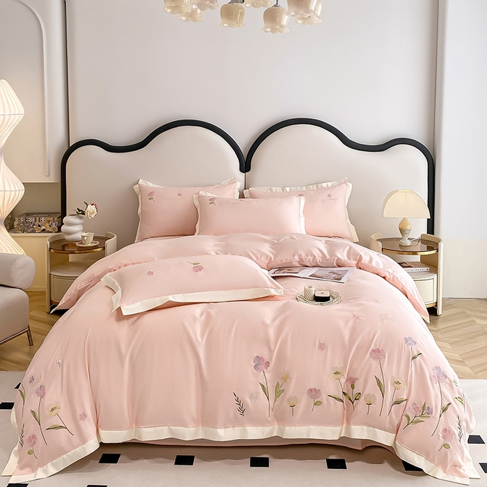 91家纺网 家纺一手货源 找家纺 狂想家 2025亲肤棉重工刺绣系列四件套-花海 花海浅杏粉