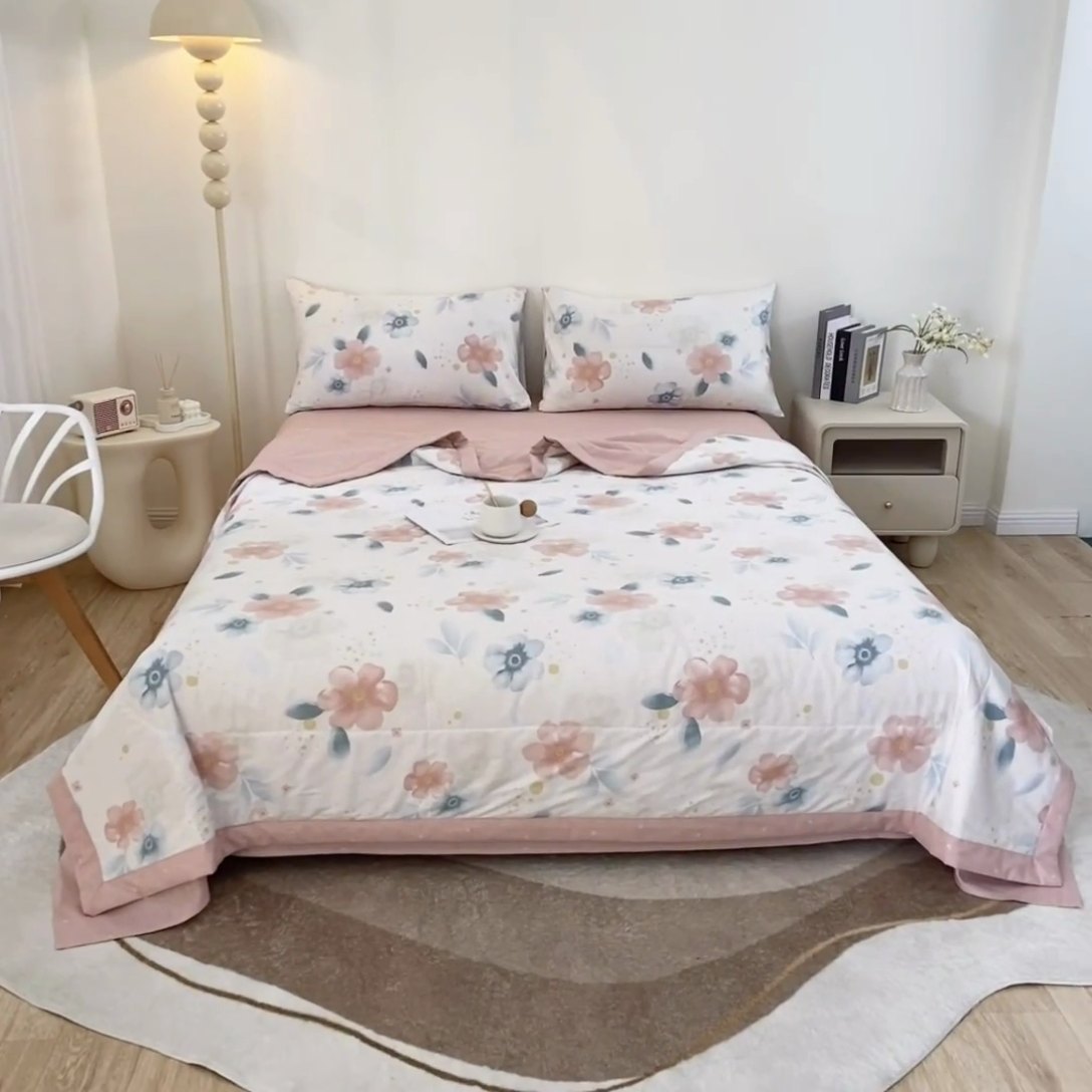 91家纺网 家纺一手货源 找家纺 鑫棉坊 2025新款A类全棉印花大豆纤维空调被大豆被 半夏清风-粉