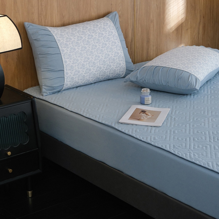 91家纺网 家纺一手货源 找家纺 布可家纺 2025新款A类法式清新褶皱印花四件套 玫瑰予你