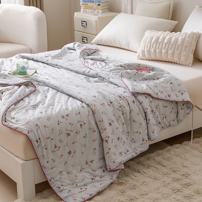 91家纺网 家纺一手货源 找家纺 优被业 2025新款A类牛奶丝针织棉夏被20%大豆(四周踩棉)软糯夏凉被空调被 初夏